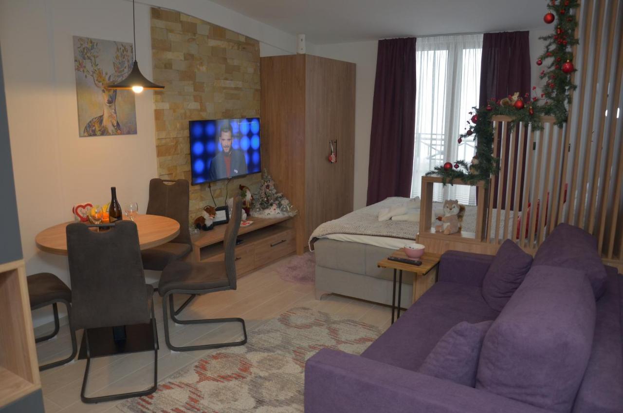 קופאוניק Apartman Enjoy N82 Milmari&Spa מראה חיצוני תמונה