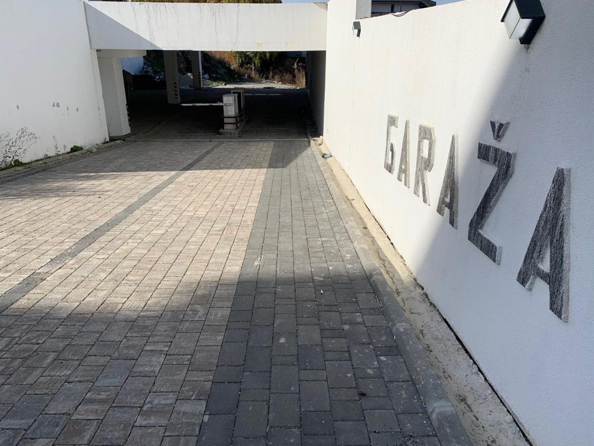 קופאוניק Apartman Enjoy N82 Milmari&Spa מראה חיצוני תמונה